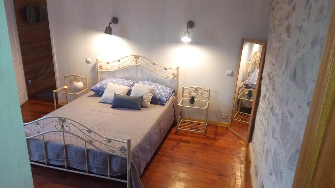 Maison Grandes Chambres avec cuisine -jardin -Terrasse-BBQ Bastanes Extérieur photo